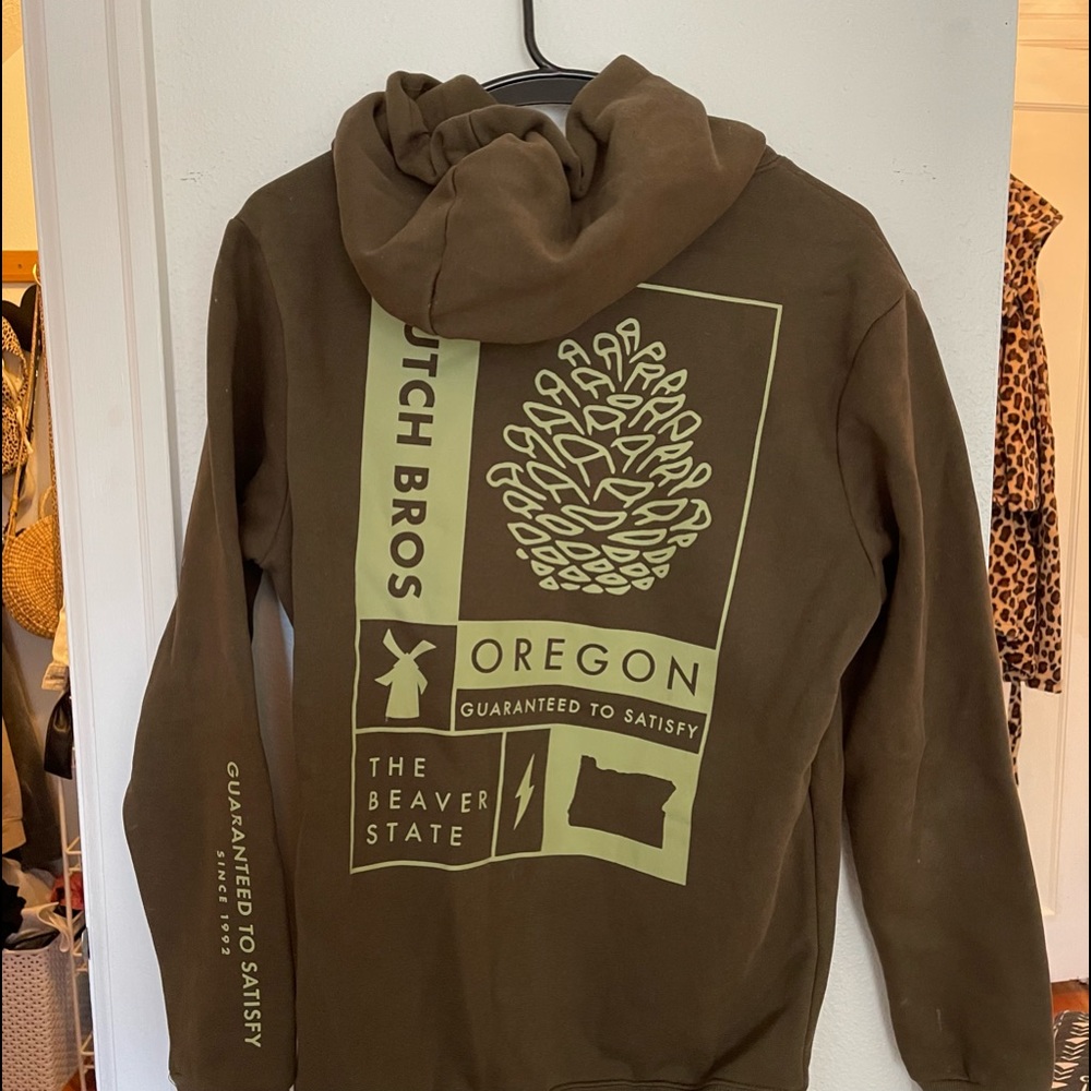 Dutch Bros Oregon hoodie!